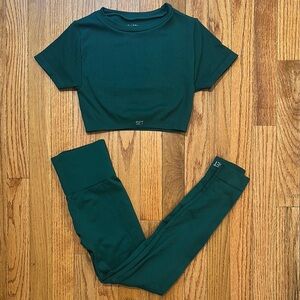 SET Active Dark Green Crop Top and Leggings